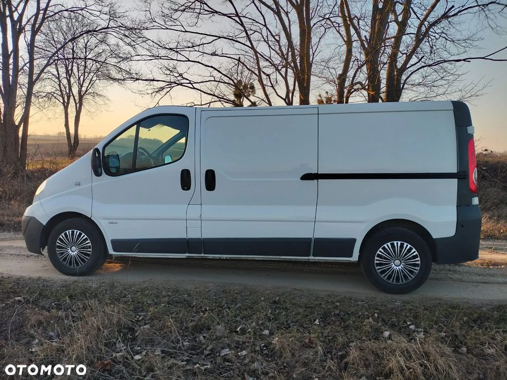 Renault trafic - 3