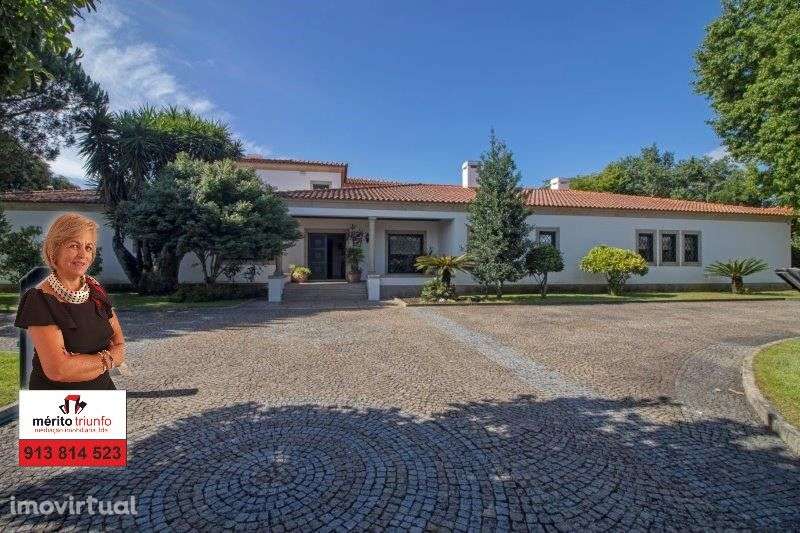 Moradia de Luxo com Tipologia T5 na Vila das Aves - Grande imagem: 2/49