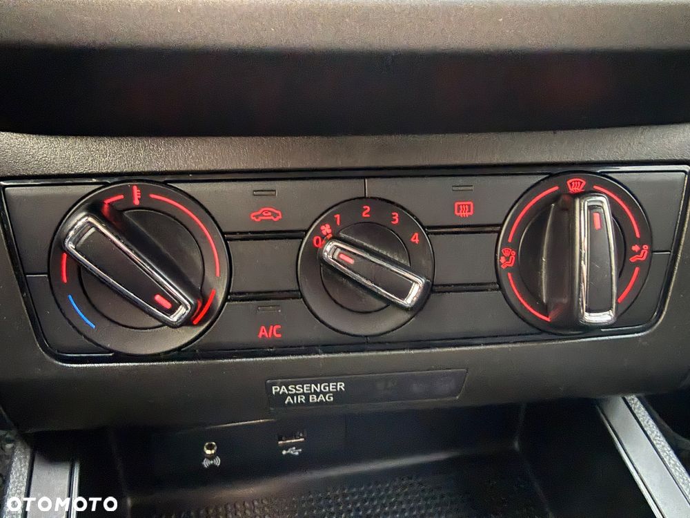 Seat Ibiza 1.0 TGI S&S Reference - 15