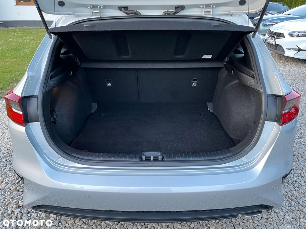 Kia Ceed 1.6 CRDi mHEV M - 17