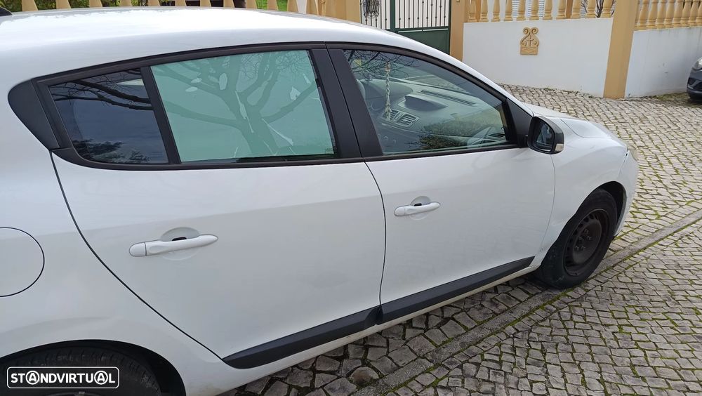 Renault Mégane 1.5 dCi Dynamique S - 7