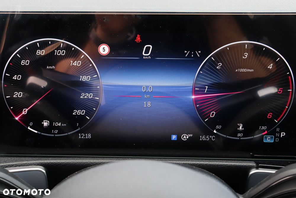 Mercedes-Benz GLB 200 d AMG Line 8G-DCT - 15