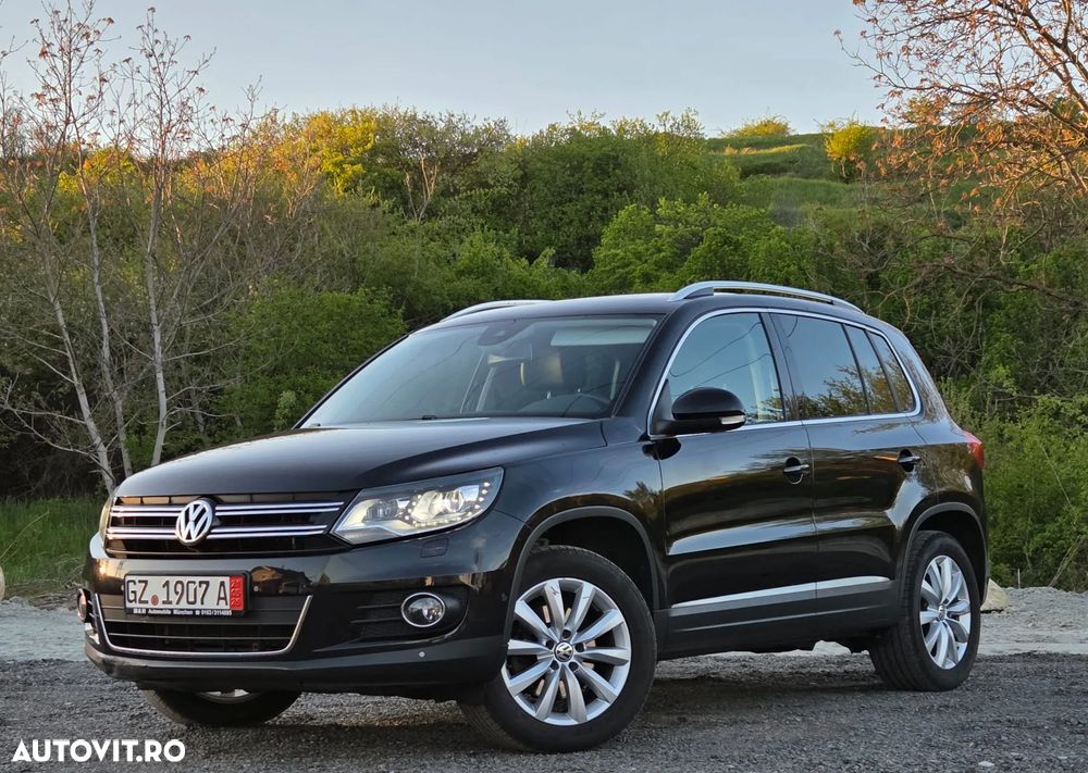 Volkswagen Tiguan 2.0 TDI DPF 4Motion BlueMotion Technology DSG Exclusive - 2