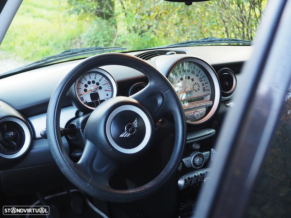 MINI 3 Portas One 1.4 - 16