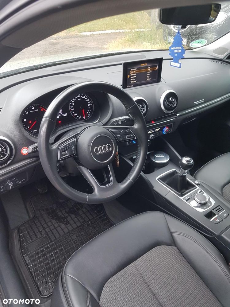 Audi A3 Sportback 1.6 TDI - 8
