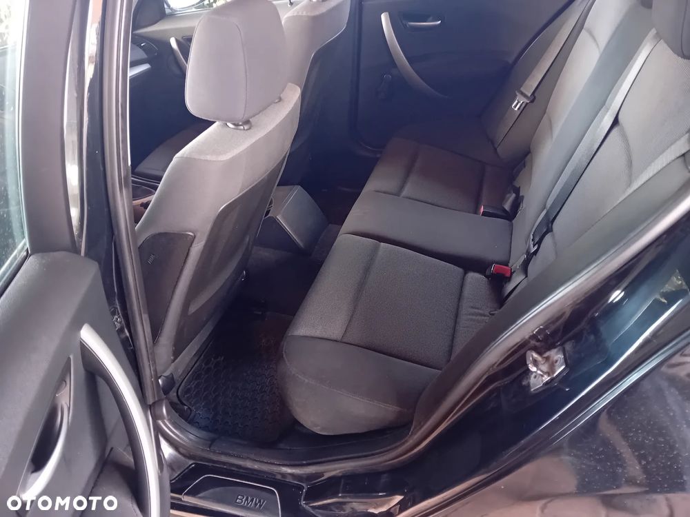 BMW Seria 1 116i - 9