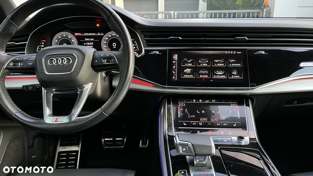 Audi Q8 - 9