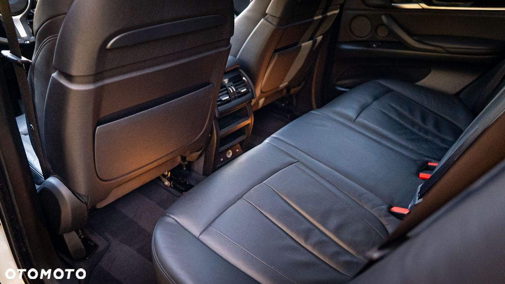 BMW X5 xDrive30d - 13