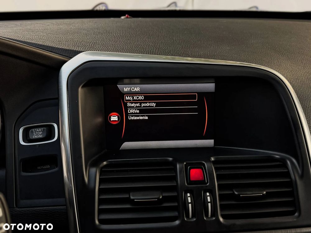 Volvo XC 60 T5 Momentum - 23