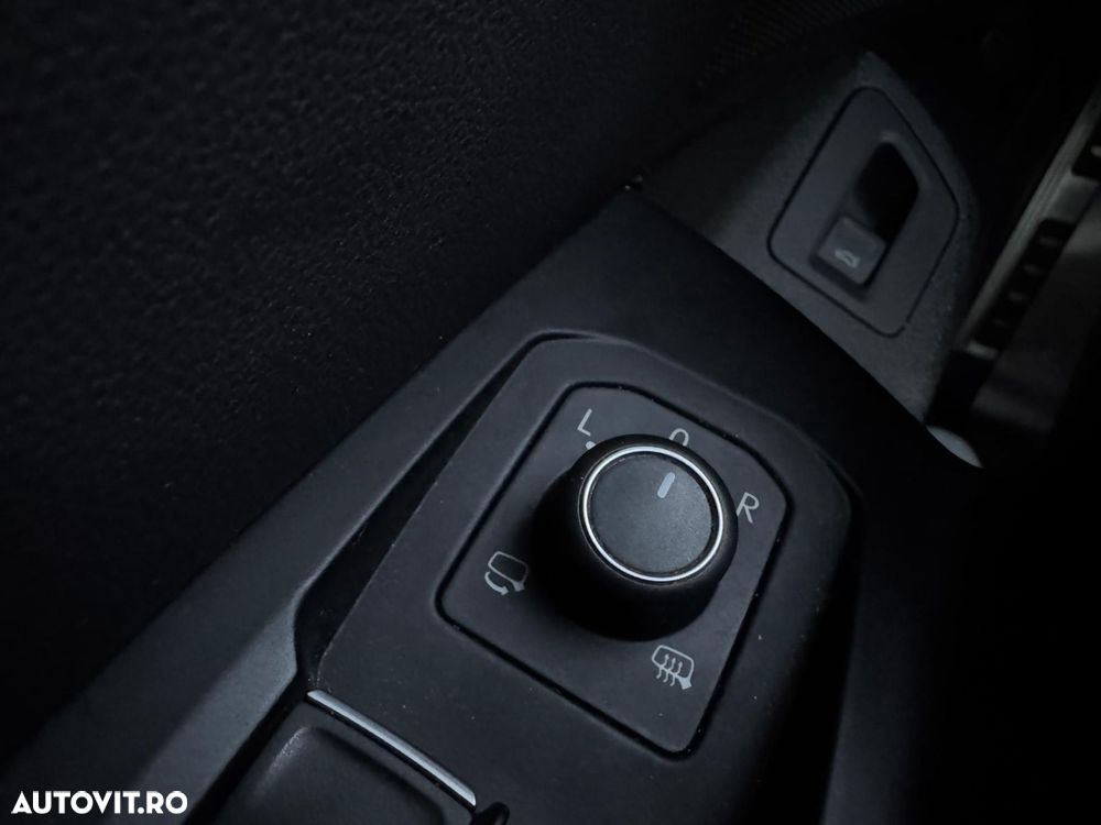 Volkswagen Passat Alltrack - 21