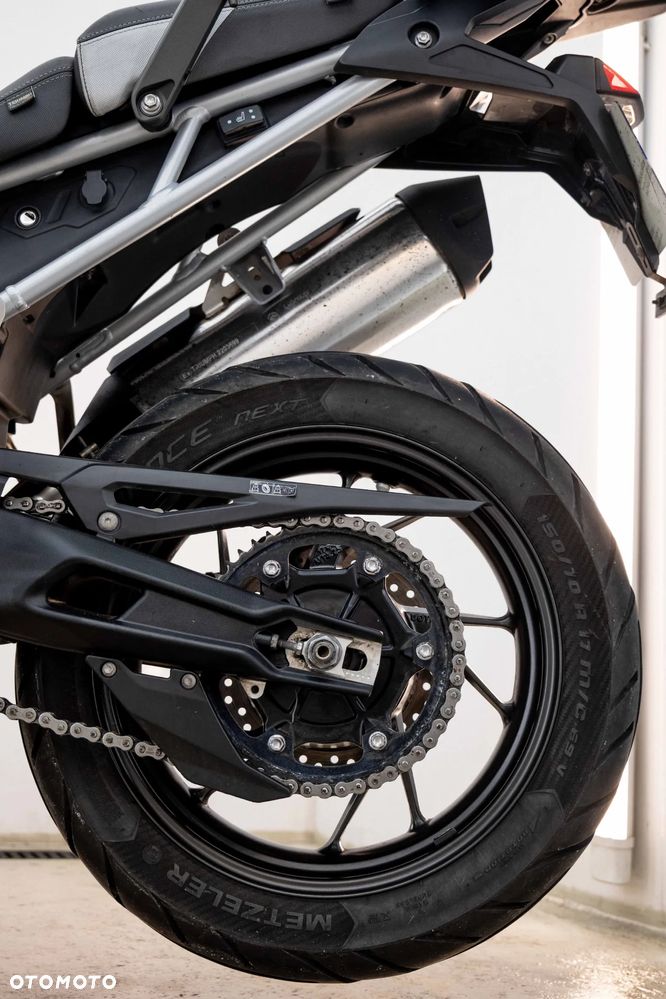 Triumph Tiger - 36
