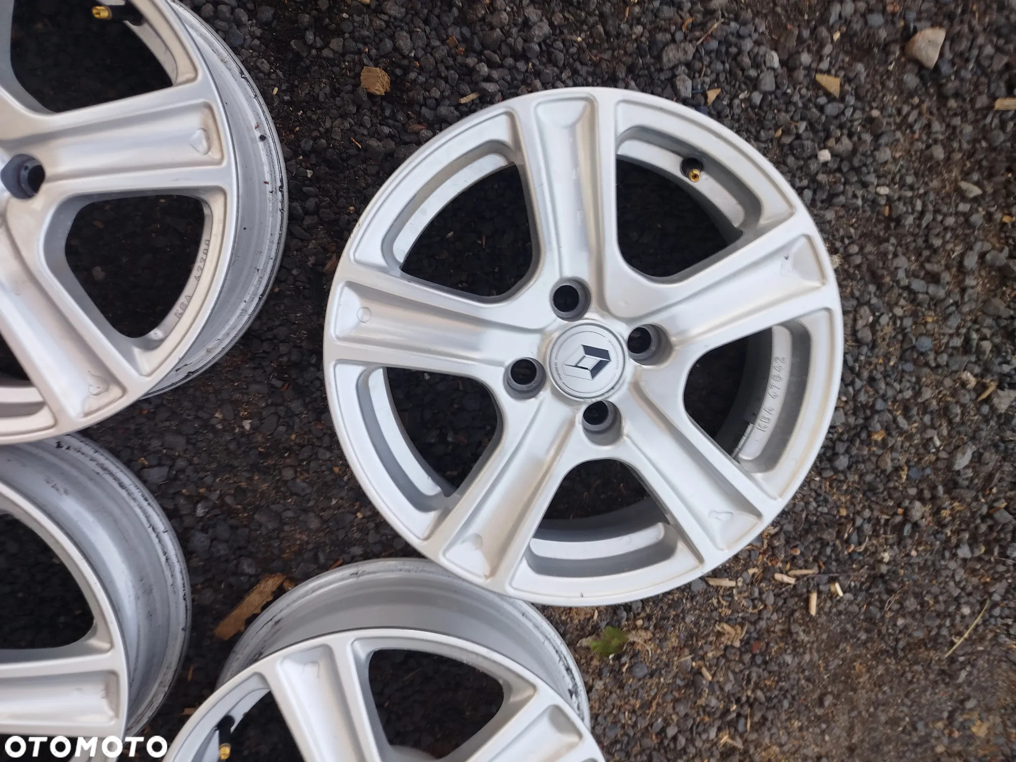 Felgi Aluminiowe Renault Twingo  dwie szerokość 5x15 i 5,5x15 Cali 4x100 Super stan - 4