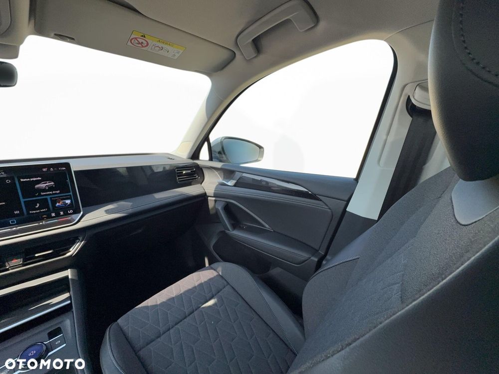 Volkswagen Tiguan - 27