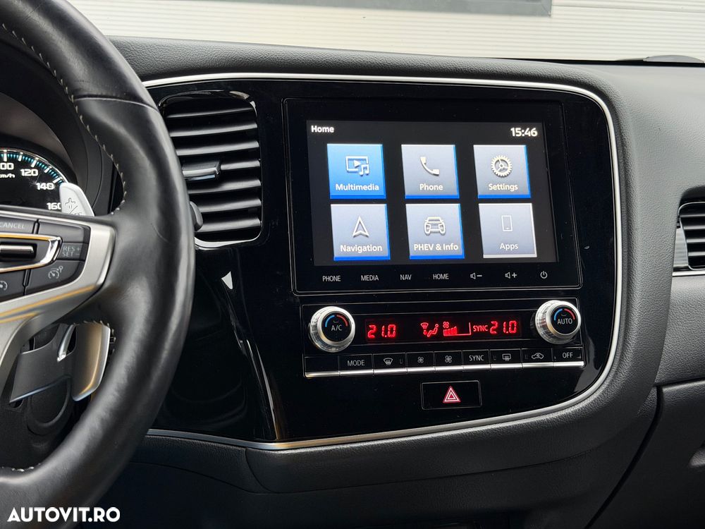 Mitsubishi Outlander - 17