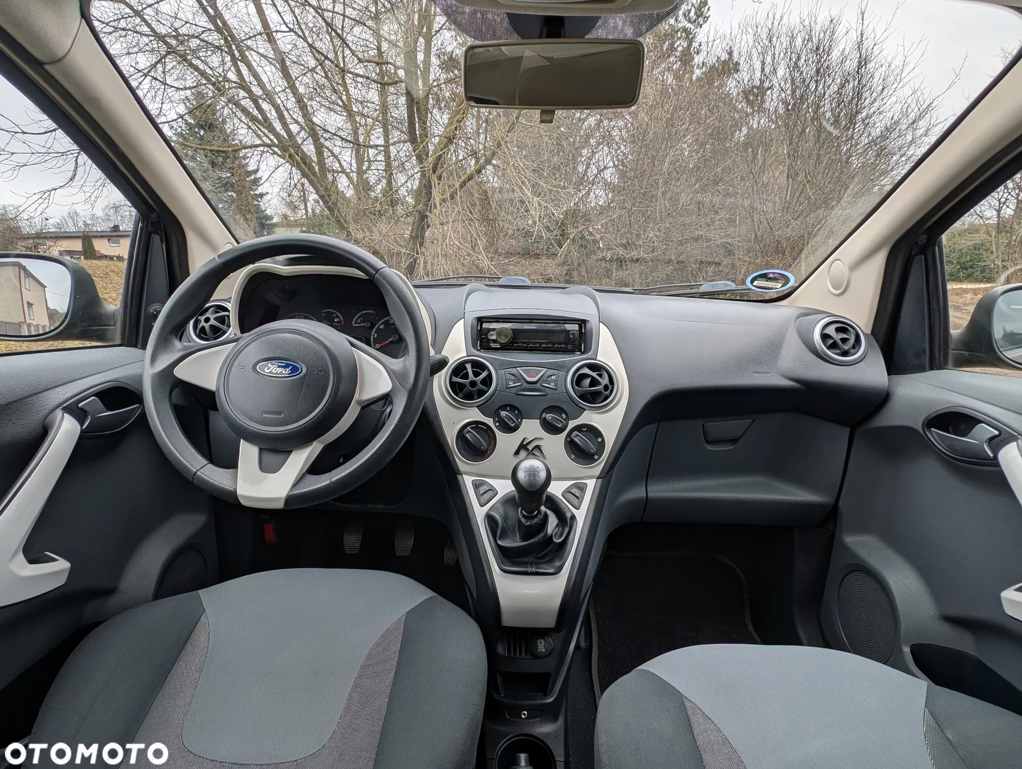 Ford KA 1.2 Ambiente - 19