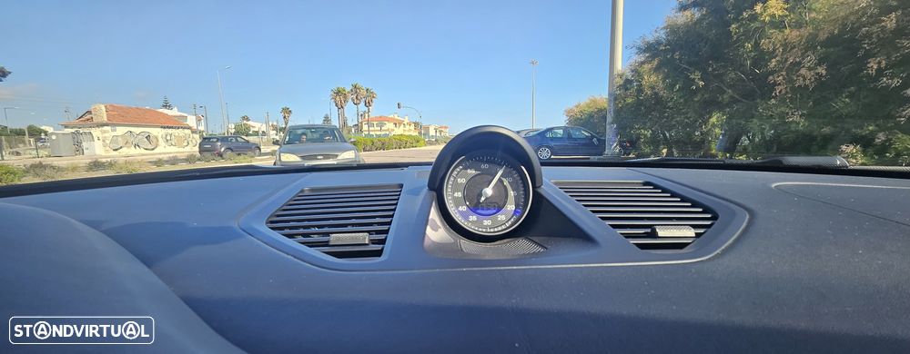 Porsche 911 Série F - 17