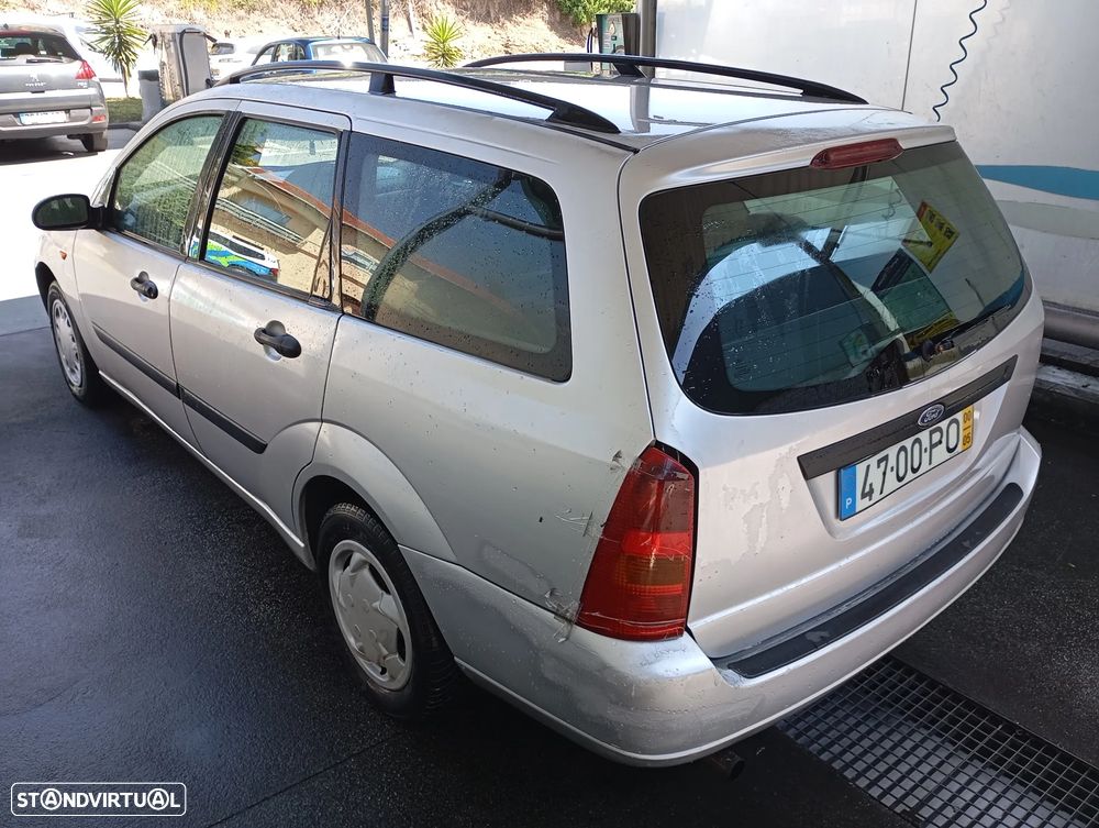 Ford Focus 1.4 Comfort - 4