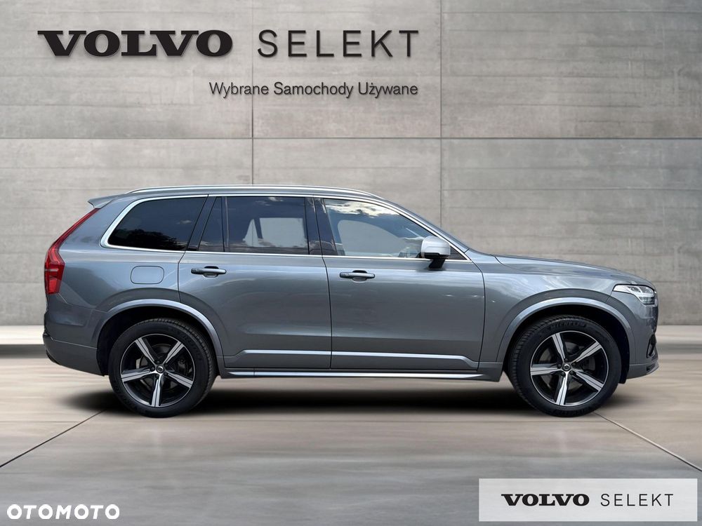 Volvo XC 90 - 9