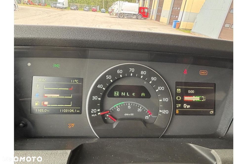Volvo FH500 6x2*4 EURO6 + RETARDER + WOODCHIP BOX - 25