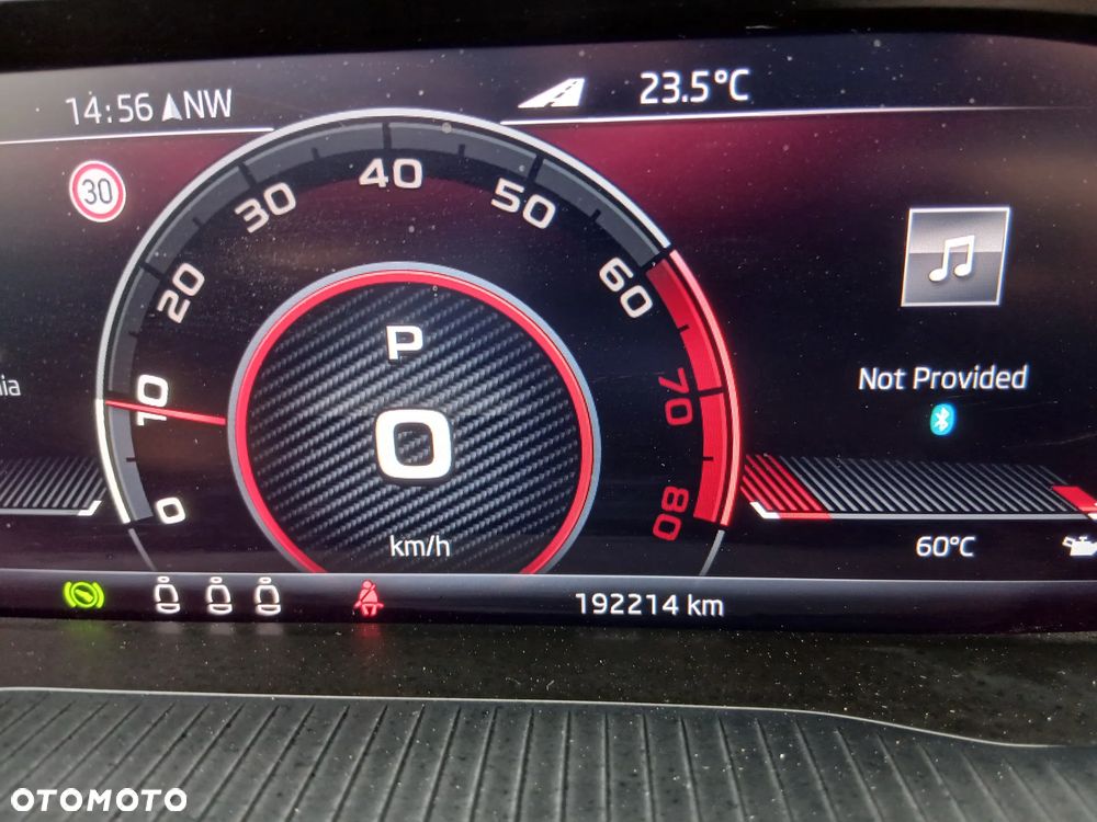 Skoda Superb 1.5 TSI ACT Sportline DSG - 32