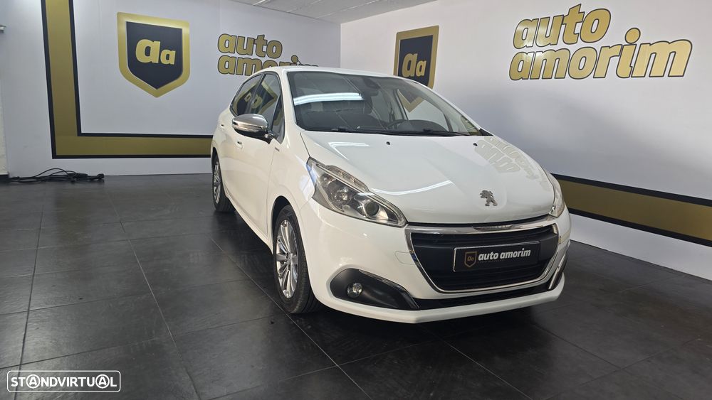 Peugeot 208 1.6 BlueHDi Style - 6
