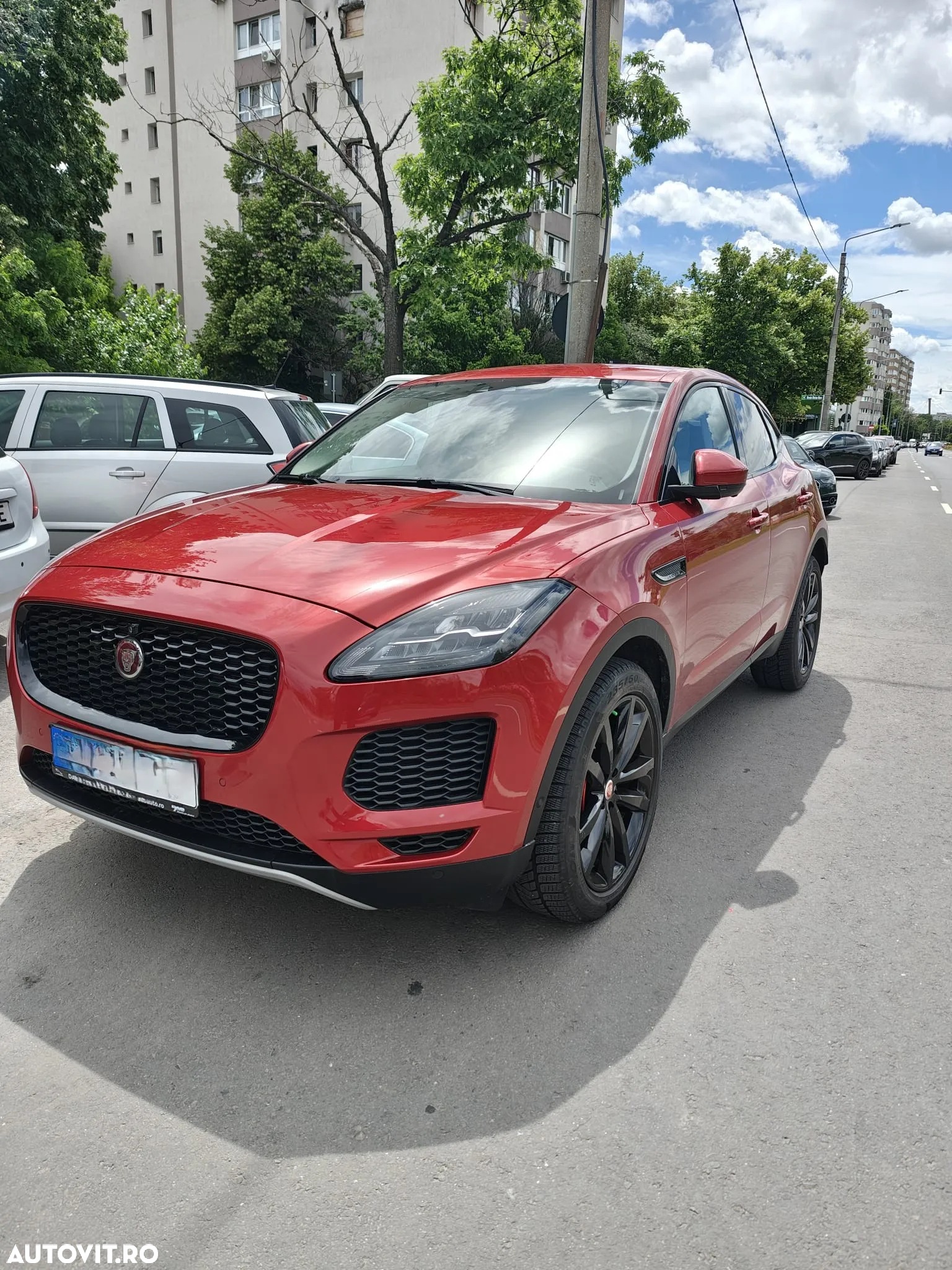 Jaguar E-Pace P200 AWD R-Dynamic SE - 3