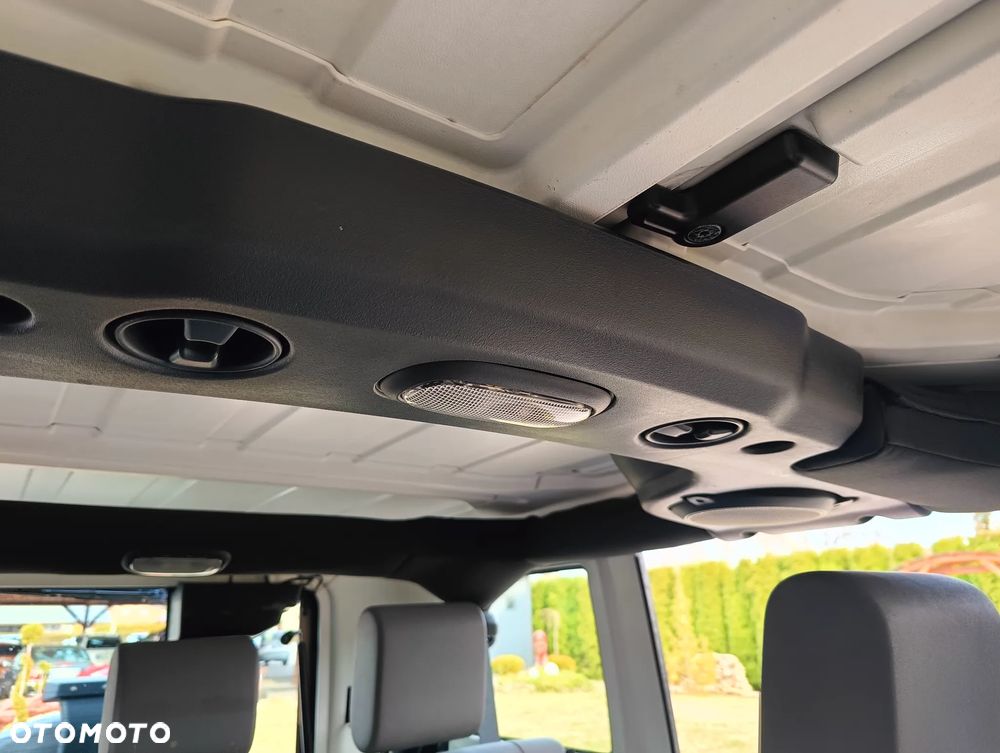 Jeep Wrangler Unlimited 3.8 Automatik Sahara - 39