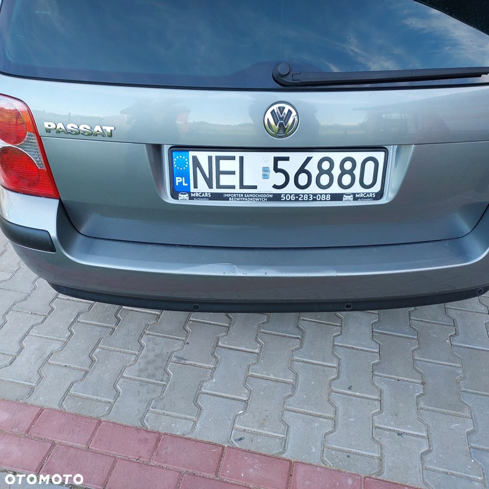 Volkswagen Passat - 4