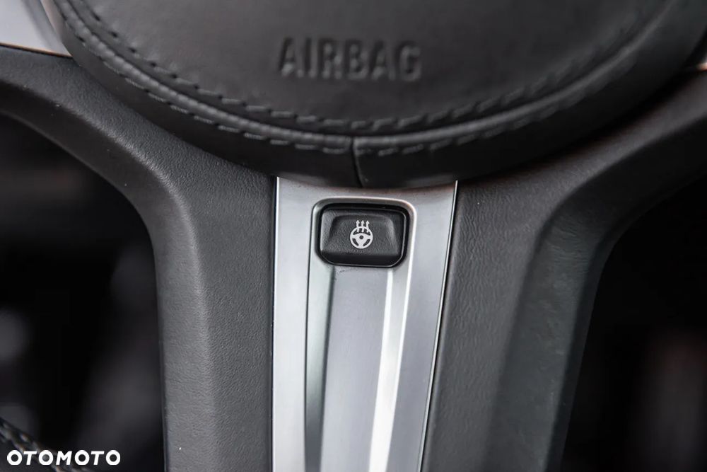 BMW Seria 5 530e iPerformance xDrive M Sport sport - 21