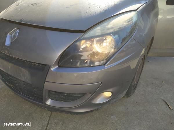 Farol Nevoeiro Esquerdo Renault Scénic Iii (Jz0/1_) - 7