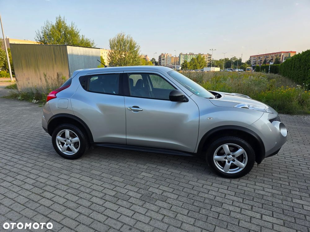 Nissan Juke 1.6 Visia - 28