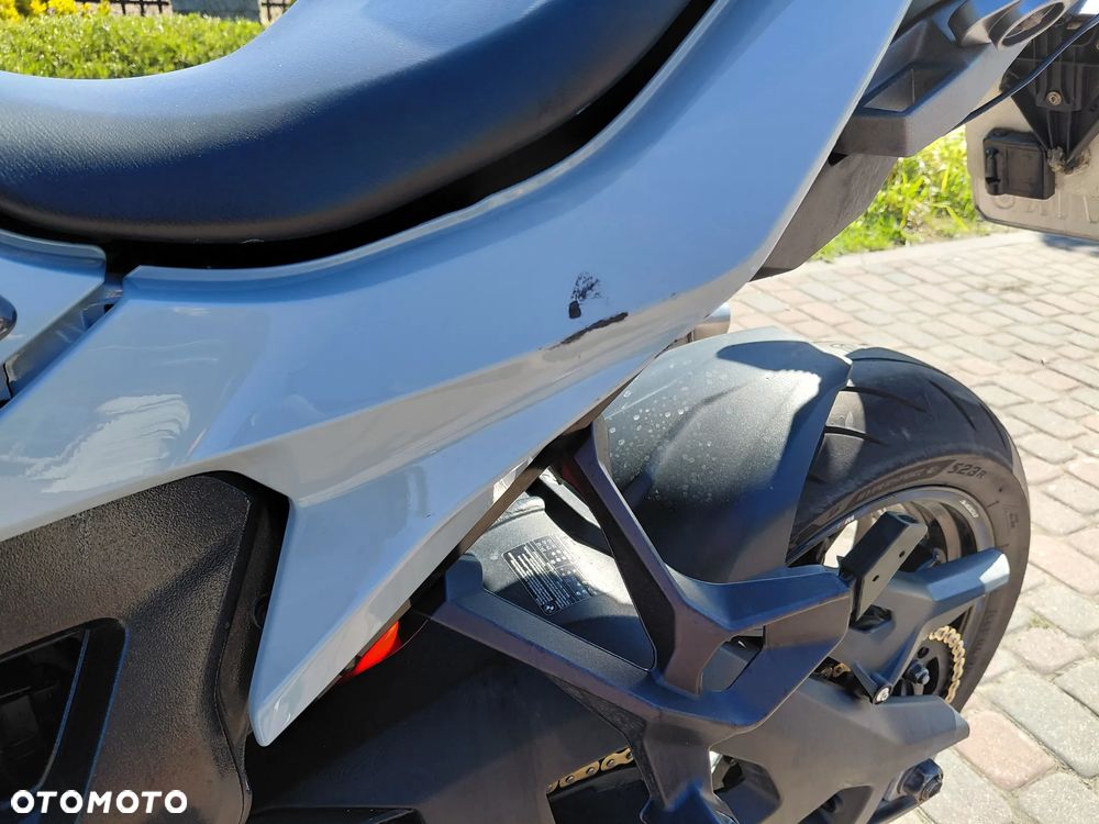 BMW XR - 16