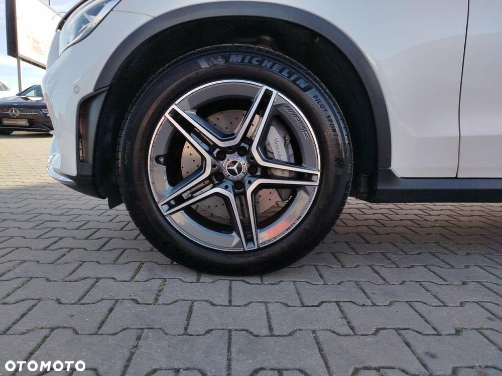 Mercedes-Benz GLC - 19