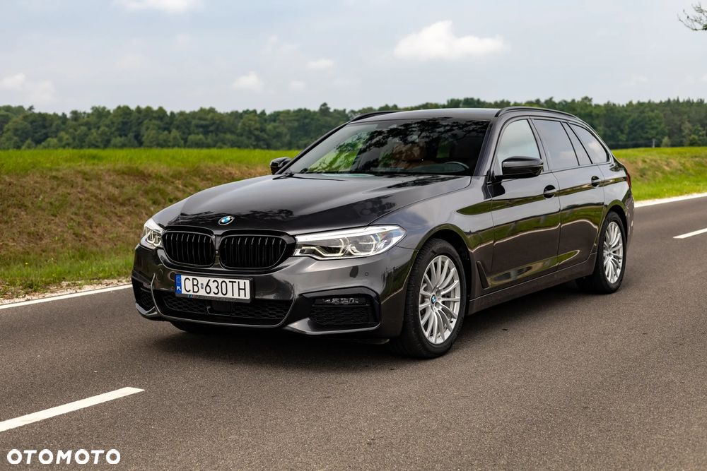 BMW Seria 5 520i Sport Line sport - 4