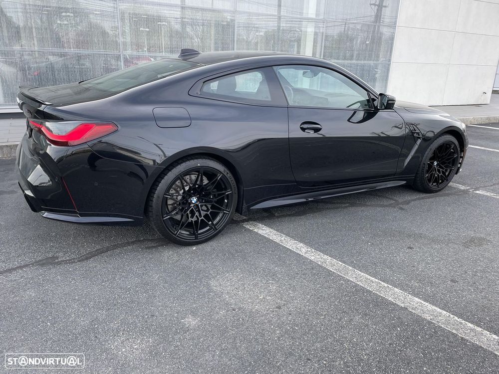 BMW M4 Competition xDrive - 22
