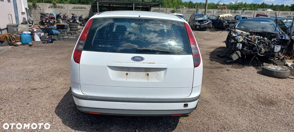 Ford Focus mk2 kombi 1.6 tdci 06r zderzak tylny kompletny - 1