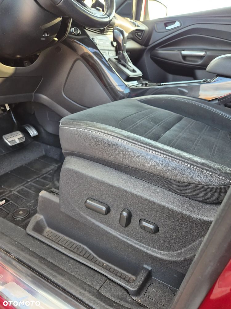 Ford Kuga 2.0 TDCi 4x4 ST-Line - 13