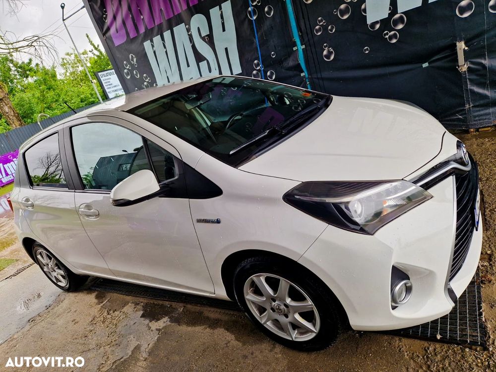 Toyota Yaris - 4