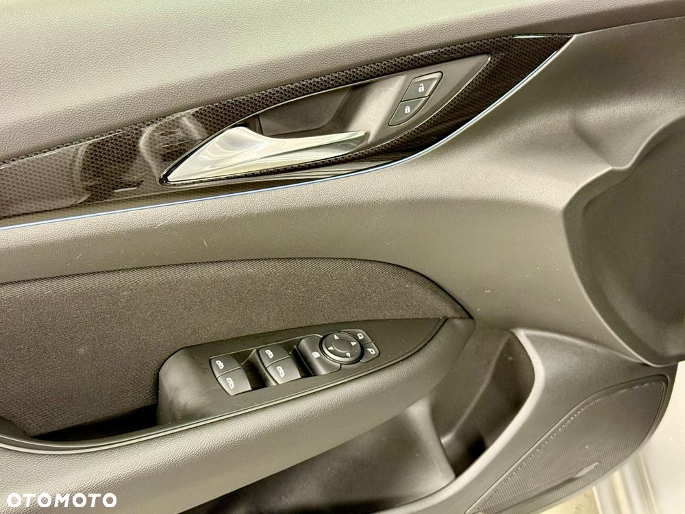 Opel Insignia 2.0 CDTI Business Elegance S&S - 17