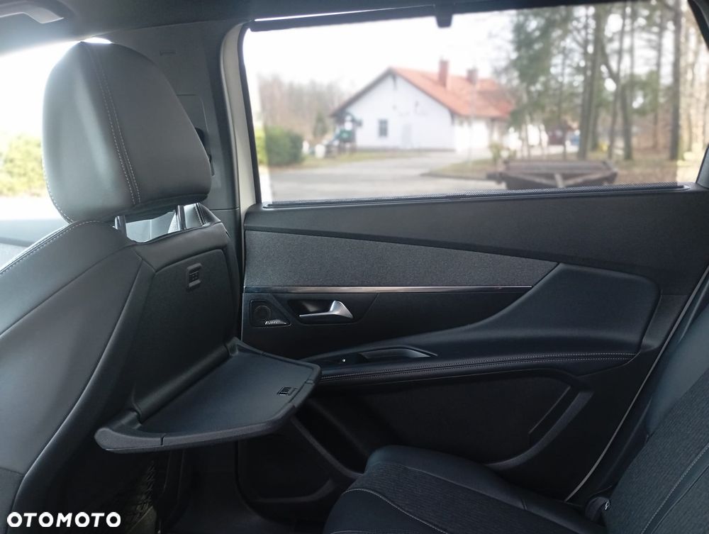 Peugeot 5008 1.6 PureTech GT Line S&S EAT8 - 24