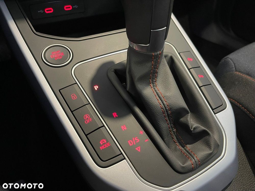 Seat Arona - 27