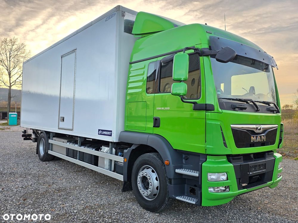 MAN TGM 18.320 / 18.290 / 15.290 / IZOTERMA / WINDA / 19PALET / E6  / 08.2018 / LIFT / SPROWADZONY / AUTOMAT / SYPIALKA / PIERWSZY WŁAŚCICIEL / BOCZNE DRZWI / STAN BARDZO DOBRY - 2
