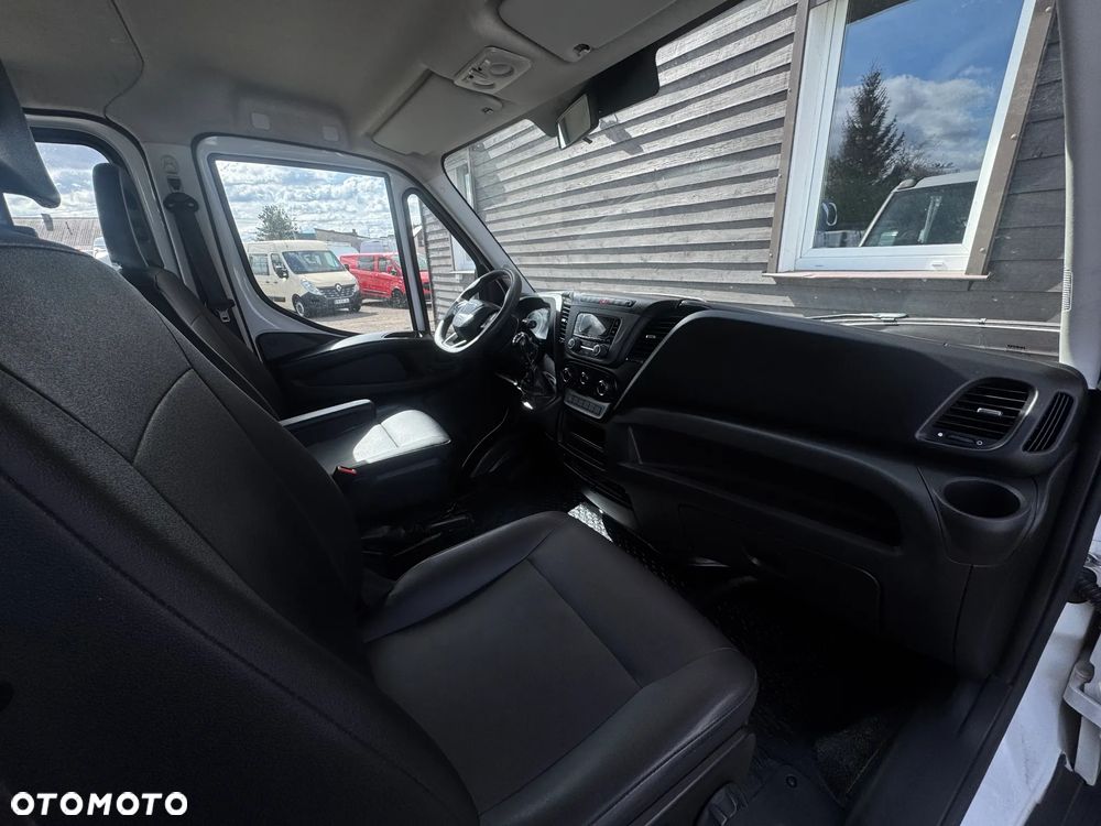 Iveco 35C16 - 16