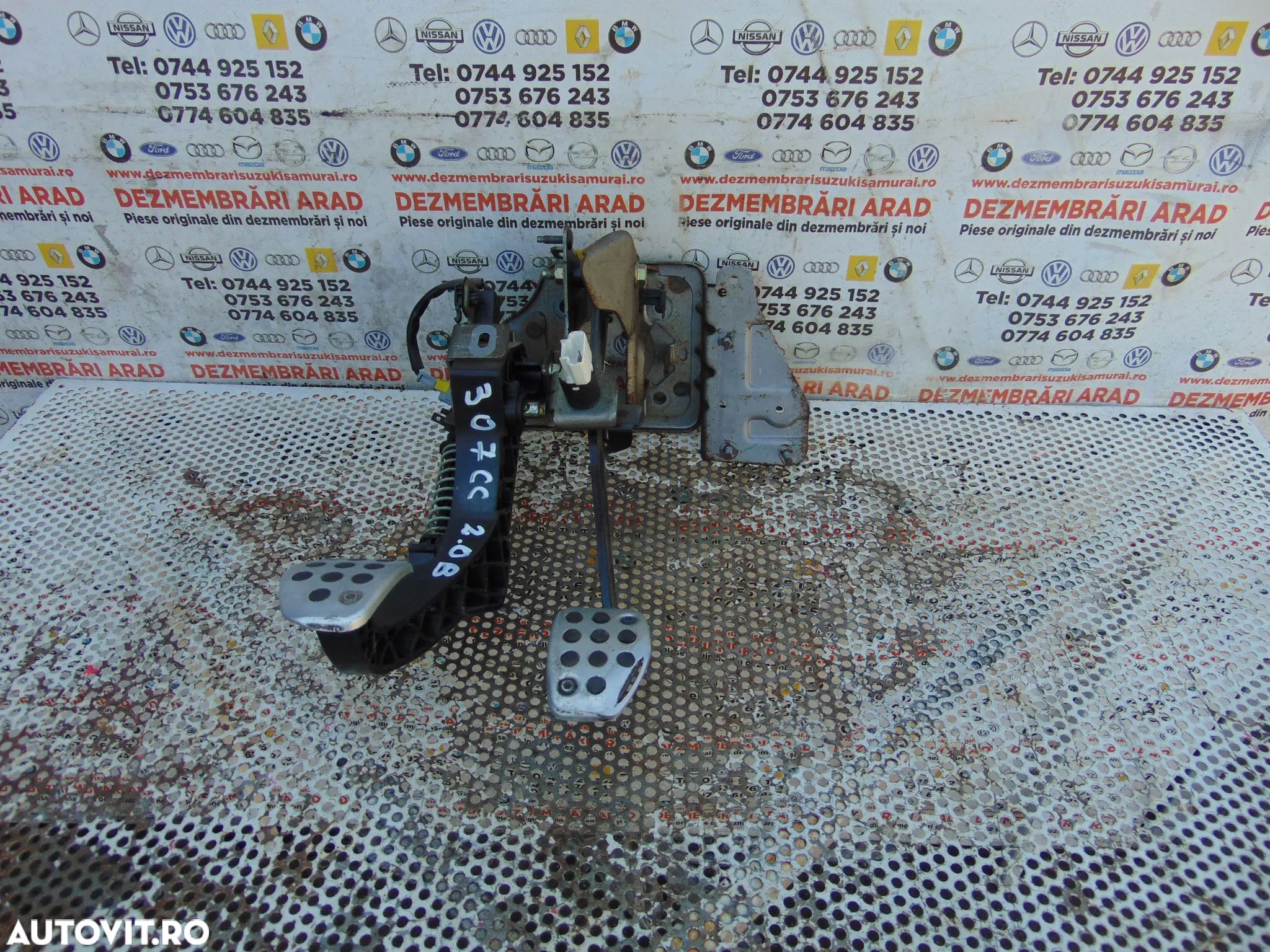 Pedalier Peugeot 307 307cc cabrio pedala frana ambreiaj - 1