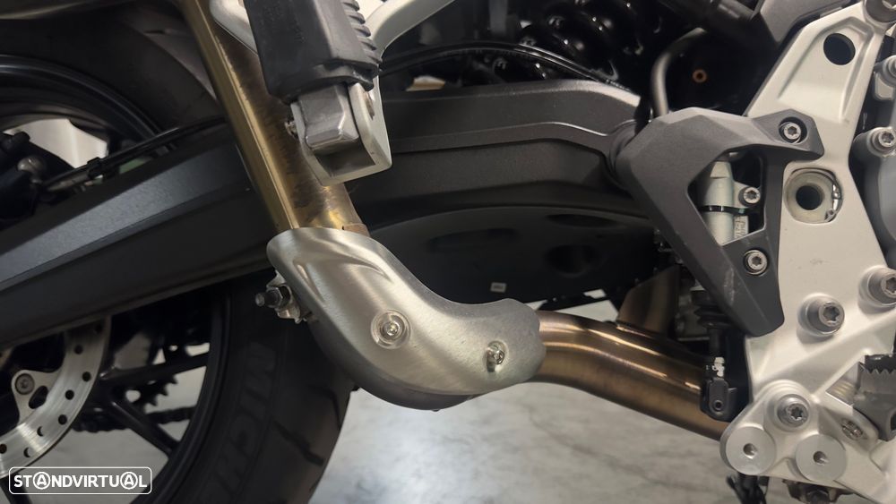 BMW F 750 GS Triple Black - 31