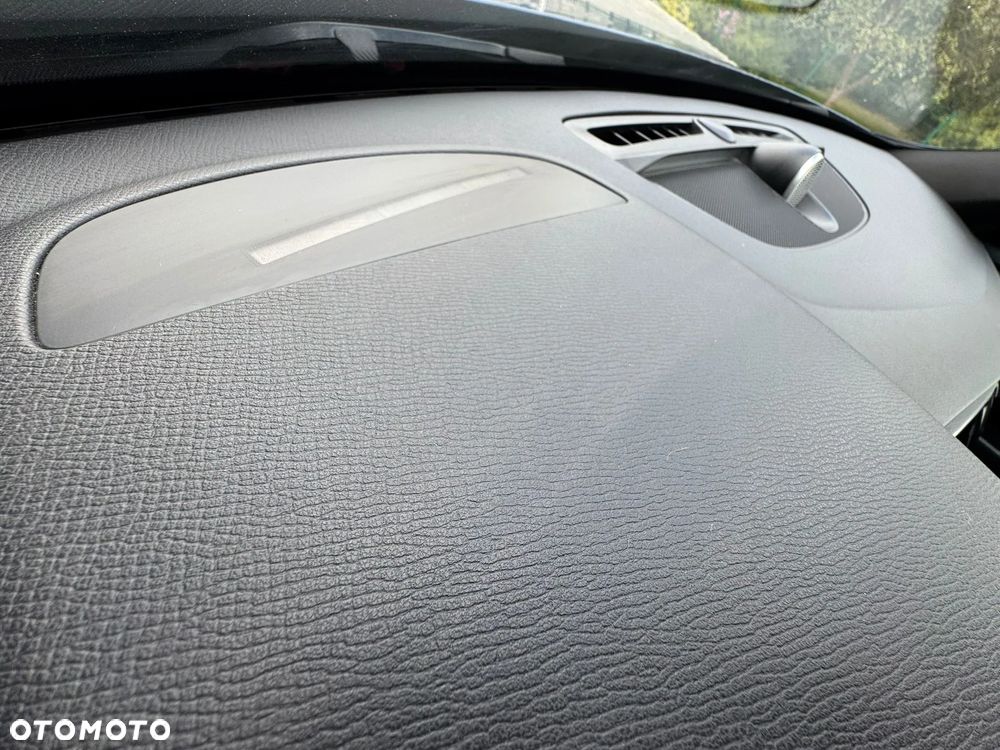 Volvo XC 90 T6 AWD Geartronic RDesign - 33