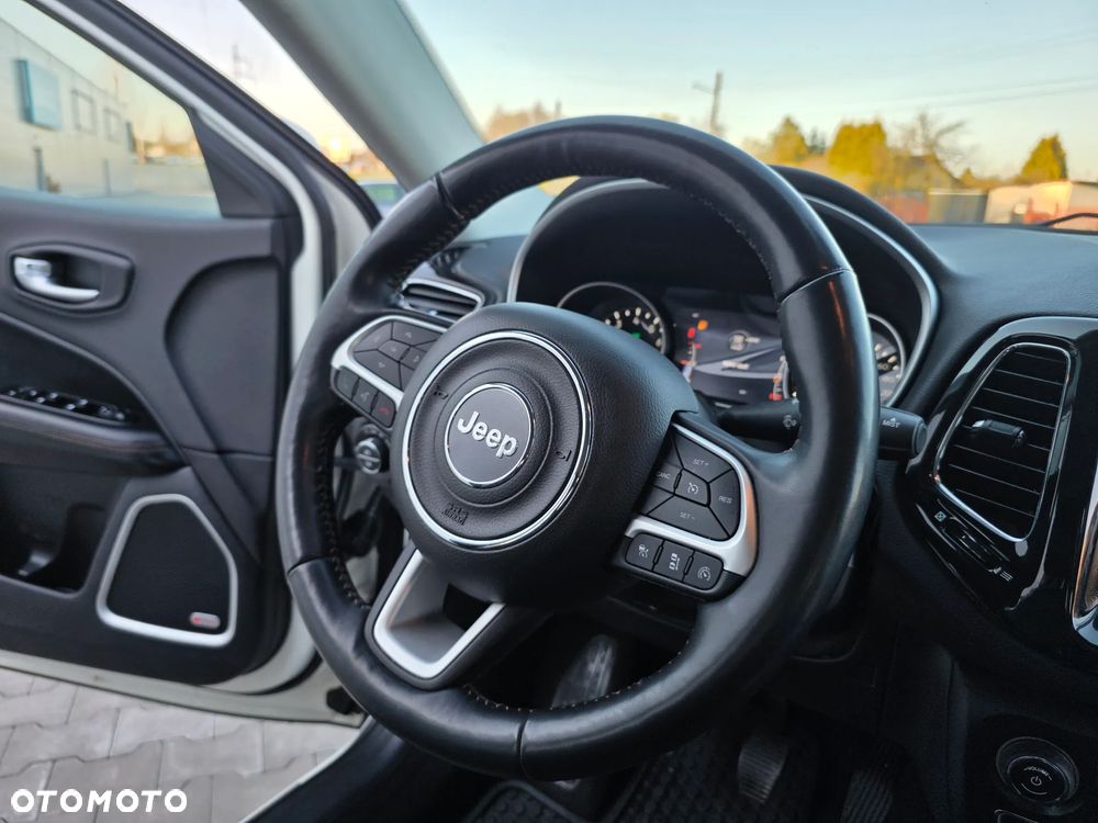 Jeep Compass 1.4 MultiAir Limited - 25