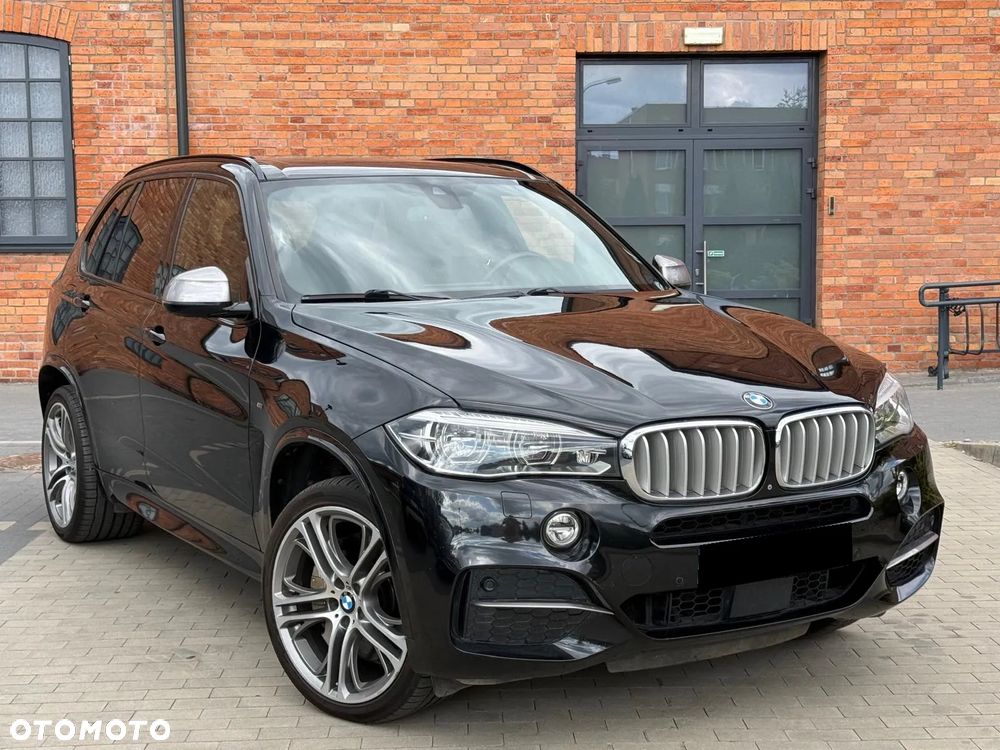 BMW X5 M M50d Sport-Aut - 2