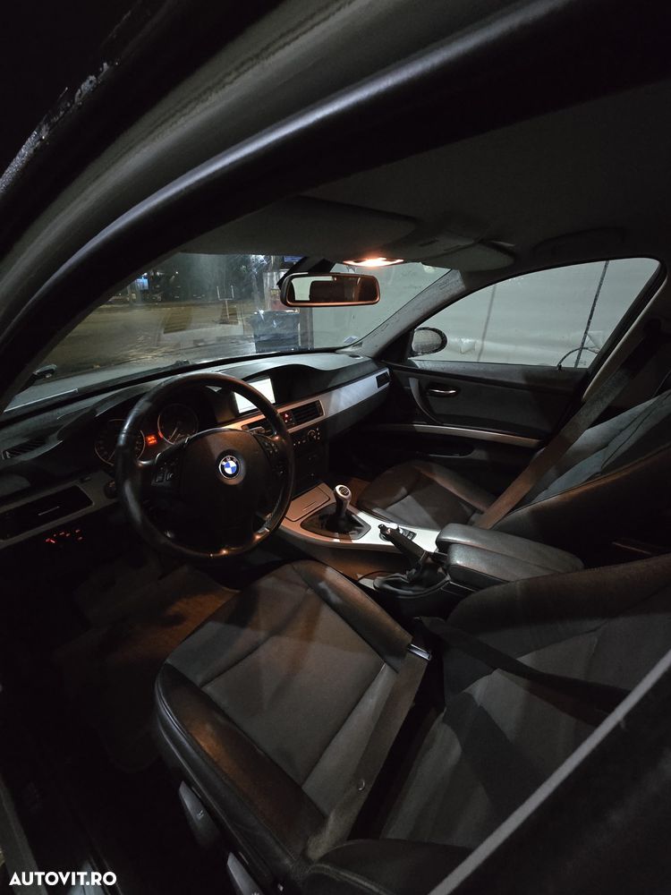 BMW Seria 3 320d DPF - 8