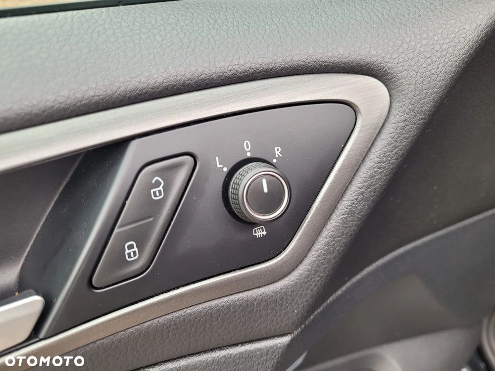 Volkswagen Golf 1.2 TSI BMT Trendline EU6 - 37